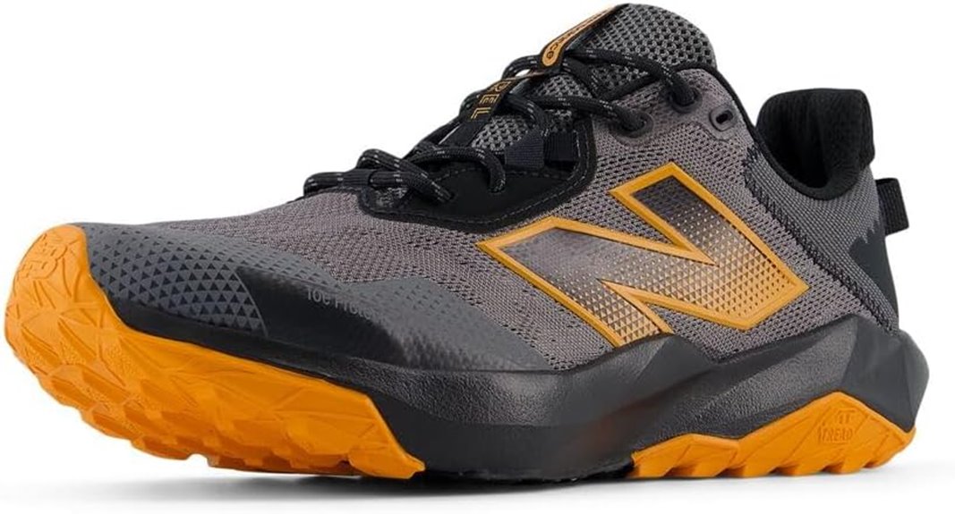 men s trail running shoe