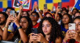 effective fan reaction strategy